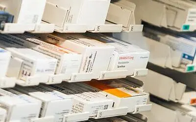 Rheuma: Kortison plus Magenschutz kann Knochendichte verringern