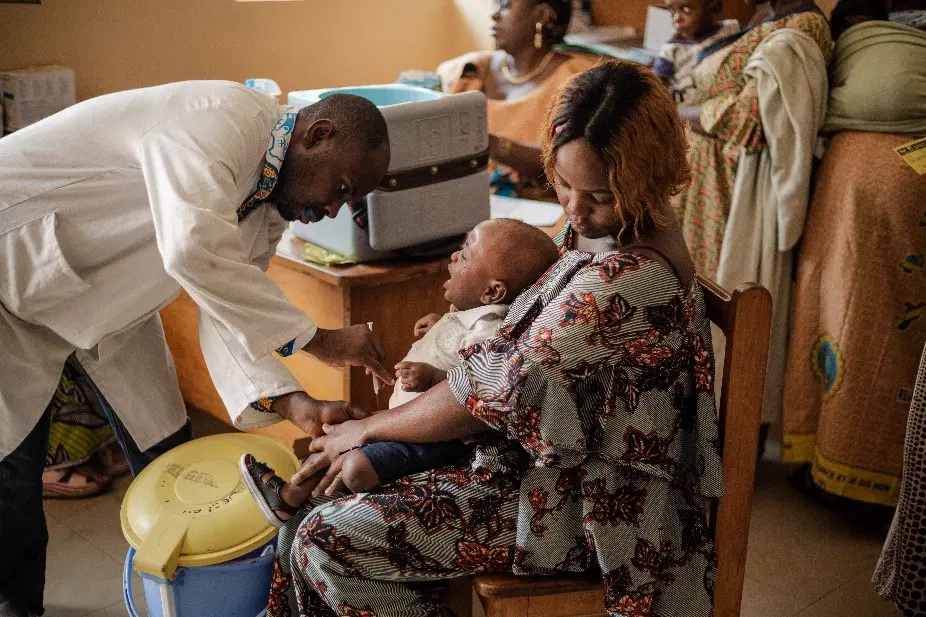 Vor allem Kinder sind von dem aktuellen Mpox-Ausbruch im Grenzgebiet zwischen Burundi und der Demokratischen Republik Kongo betroffen, wo action medeor seit Jahren tätig ist. Credits: action medeor