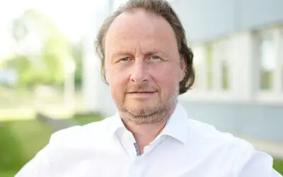 Andreas Marx: Einsichten zur Funktionsweise von DNA, RNA und Proteinen führen zum Albrecht-Kossel-Preis