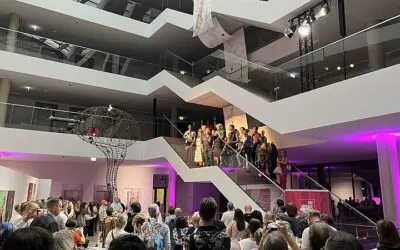 Ausstellung ‘HIV Science as Art’ begeistert München