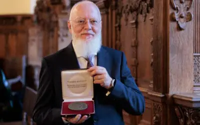 Michael Neumaier erhält Scherer-Medaille der DGKL