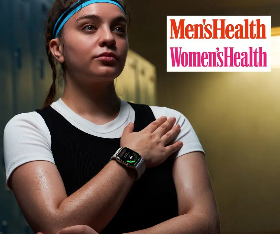 Frau mit Smartwatch Huawei Watch D2 und Logos von Men's Health und Women's Health. Credits: Motor Presse Hamburg MEN'S HEALTH