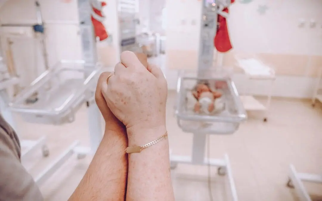 Medizinische Fachgesellschaft DGKJ warnt vor privaten Neugeborenen-Screenings