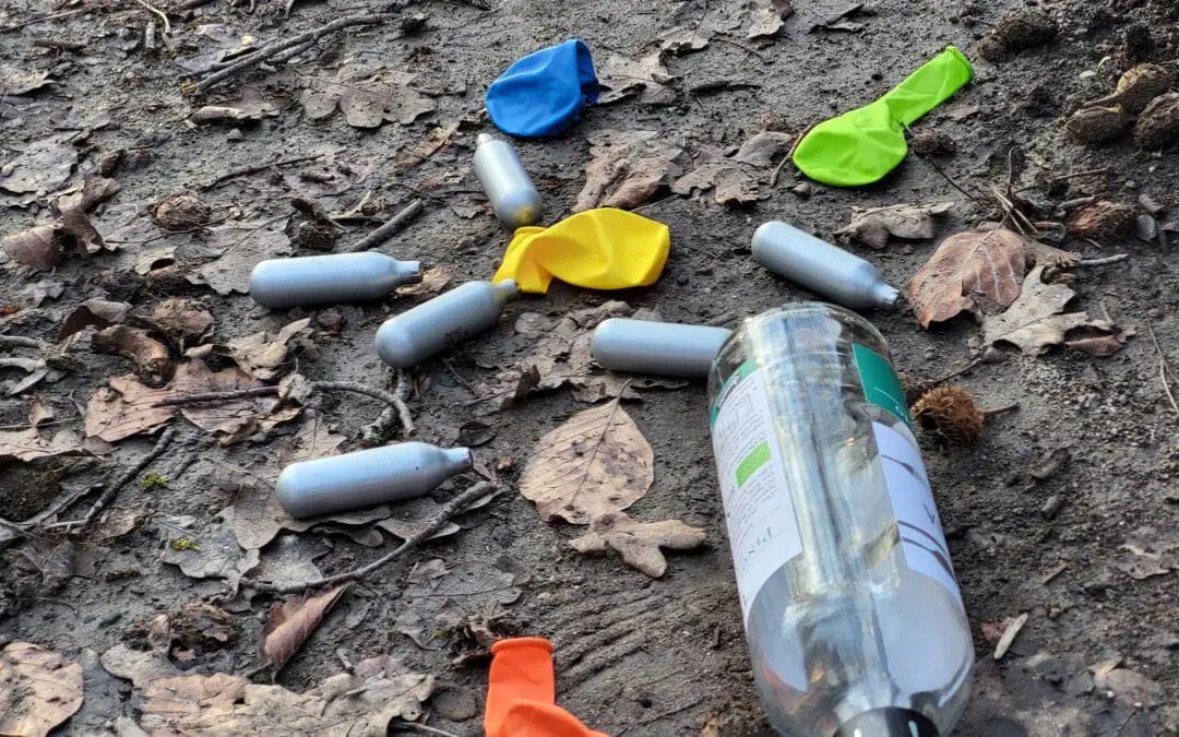 Lachgas als Partydroge: Psychiatrie-Professor fordert, dass Erwerb gesetzlich geregelt wird