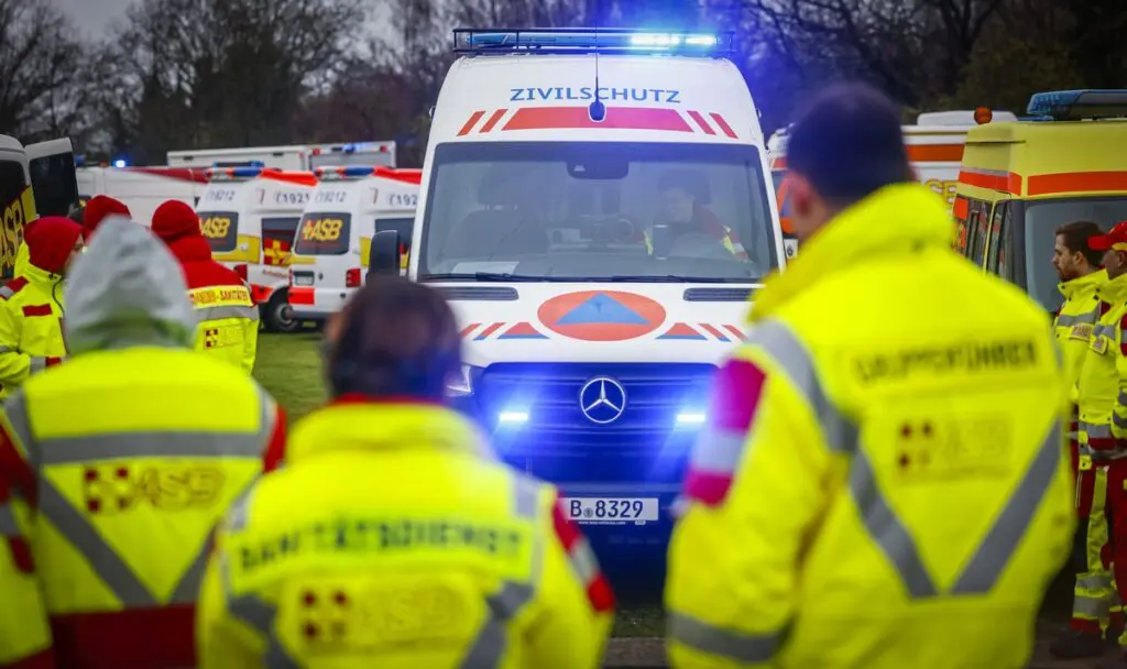 Der Bevölkerungsschutz wird in Deutschland von ehrenamtlich engagierten Bürgerinnen und Bürgern getragen. Bildrechte:
ASB-Bundesverband Fotograf: ASB / HANNIBAL HANSCHKE