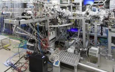 SQS Weltneuheit: Monster-Maschine visualisiert molekulare Wirkstoffreaktion in Zeitlupe