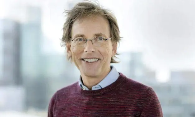 „Arbeiten mit Krankheit ist immer noch eine zu versteckte Realität.“