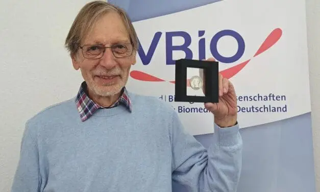 Genetiker Wolfgang Nellen mit Treviranus-Medaille geehrt