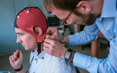 TU Ilmenau-Team siegt mit Gehirn-Monitoring-System im INNOspace Masters