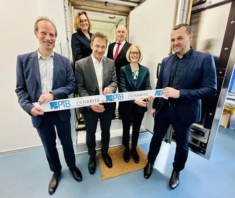 PTB und Charité eröffnen Zentrum für Quantensensoren in der Hirnforschung