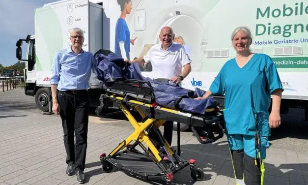 Mobile Diagnose: Spezial-Truck mit Laborausstattung soll Pflegeheimbewohnern Klinikbesuche ersparen