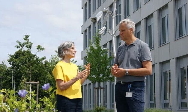 Roche begeistert sich für Kunstwerk “Digitalis”