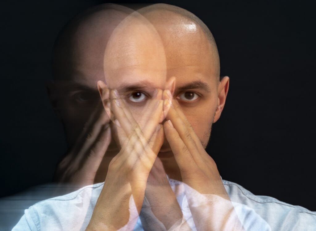 Menschen mit Krebs litten während der Coronapandemie besonders. Kontaktverbot und verschobene Behandlungsstrategien führten bei vielen zu Depressionen und Angst. (Credits: freepik)