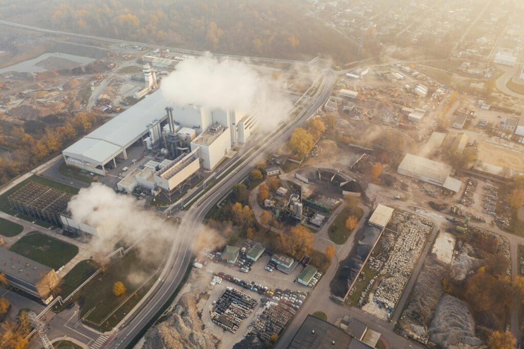 76% of the world's people live in cities. In conurbations, health risks from air pollutants are increasing. (Credits: Marcin Jozwiak/pexels)