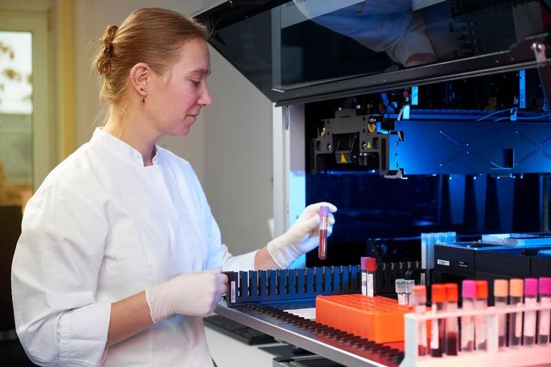 The study used the uric acid levels in the blood serum of tens of thousands of volunteers who had provided their biosamples for research purposes. | Copyright: NAKO Health Study
