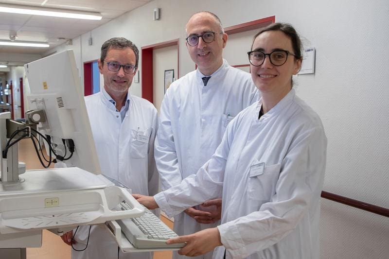 Prof. Dr. Eugen Feist, Prof. Dr. Dimitrios Mougiakakos and Dr. Mirjeta Berisha | Source: Melitta Schubert | Copyright: UMMD