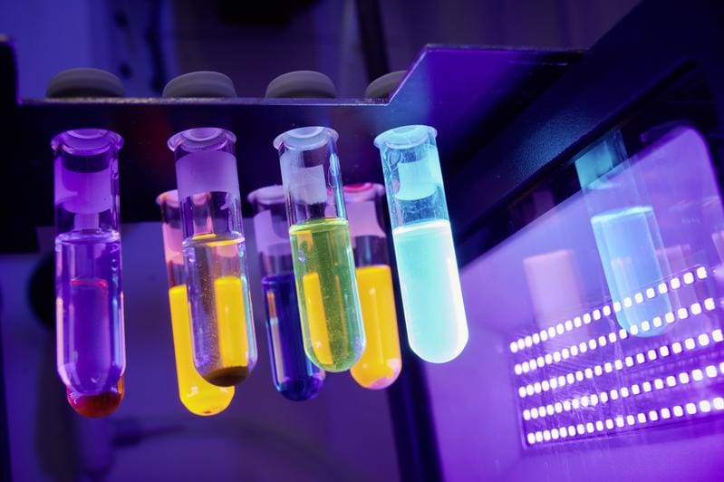 In this specific case, the right light for photoredox catalysis is provided by a black-light panel, such as the one used for lighting discos. | Source: LIKAT | Copyright: LIKAT