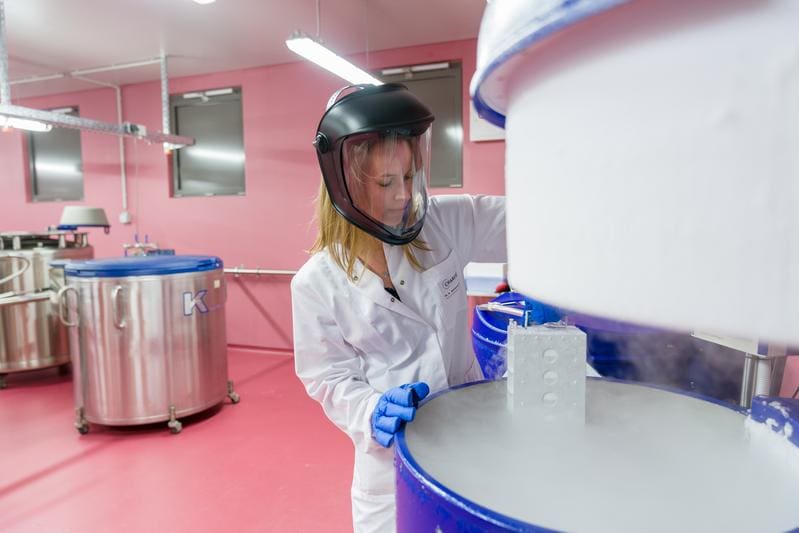 More than 10,000 biomaterial samples voluntarily donated to the NRAHF are stored in the ZeBanC (Central Biomaterial Bank of the Charité). | Source: Wolfram Scheible | Copyright: National Register 