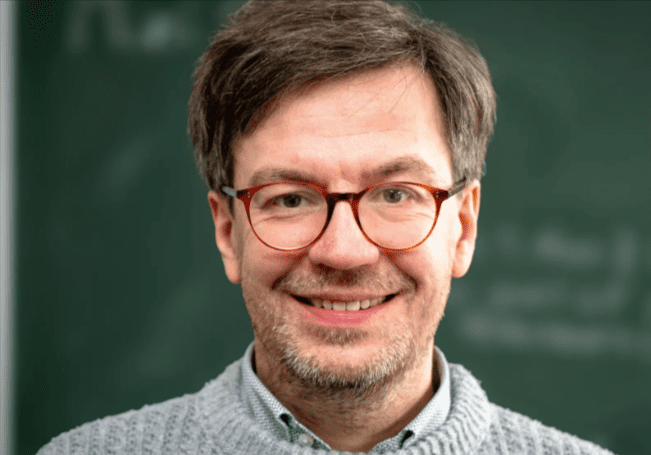 Prof. Dr. Stephan Wagner, Professor of Environmental Analysis at the Fresenius University of Applied Sciences in Idstein, will lead an analytica conference session on plastics analysis © at the Fresenius University of Applied Sciences